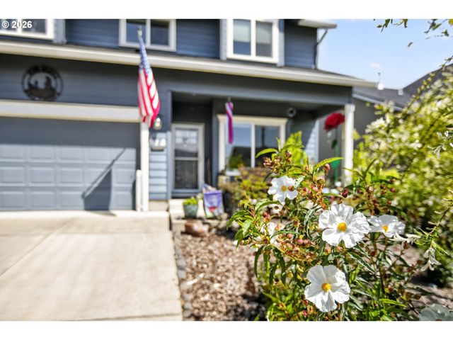 918 E 16TH St, Lafayette, OR 97127