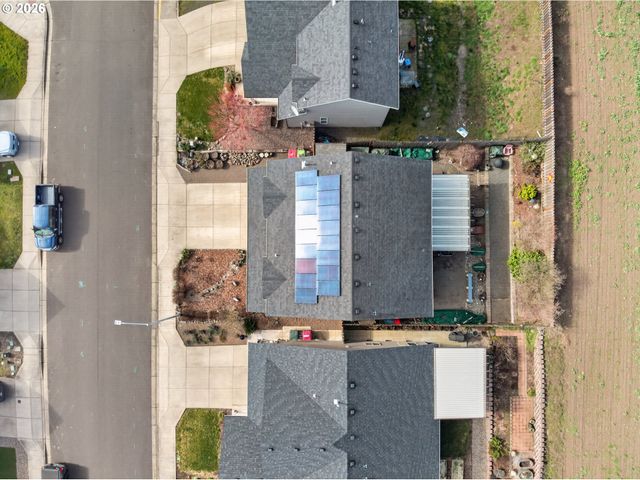 918 E 16TH St, Lafayette, OR 97127