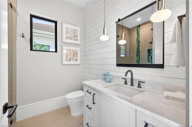 1456 Curlew AVE, Naples, FL 34102