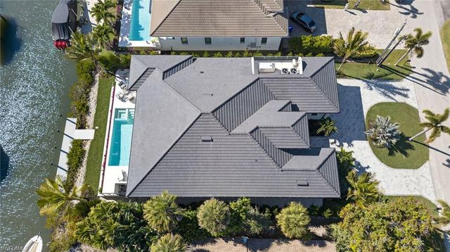 1456 Curlew AVE, Naples, FL 34102