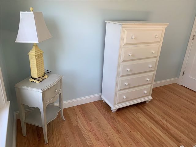 15 Third School Street 2, Bristol, RI 02809