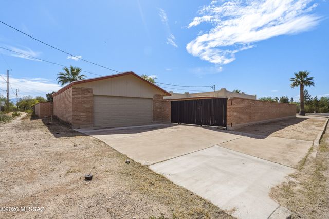 5203 E 18th Street, Tucson, AZ 85711