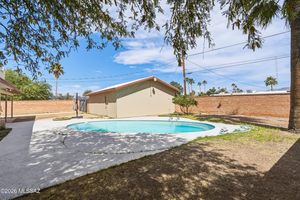 5203 E 18th Street, Tucson, AZ 85711
