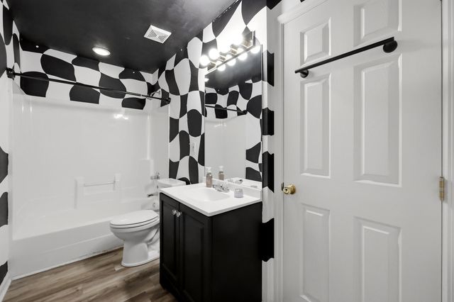 101 Clover Valley Drive, Lexington, KY 40511