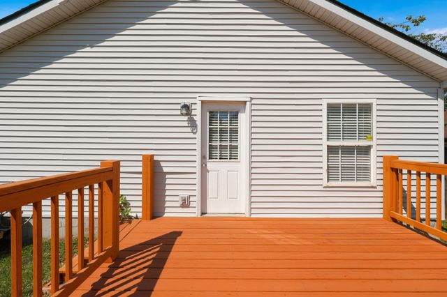 101 Clover Valley Drive, Lexington, KY 40511