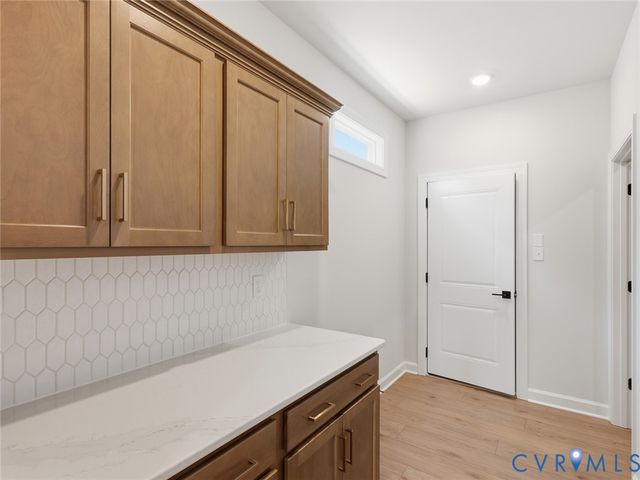 19012 Palisades Rdg, Moseley, VA 23120