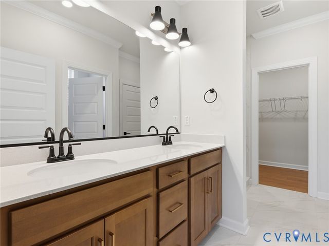 19012 Palisades Rdg, Moseley, VA 23120
