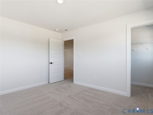 19012 Palisades Rdg, Moseley, VA 23120