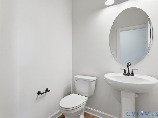 19012 Palisades Rdg, Moseley, VA 23120
