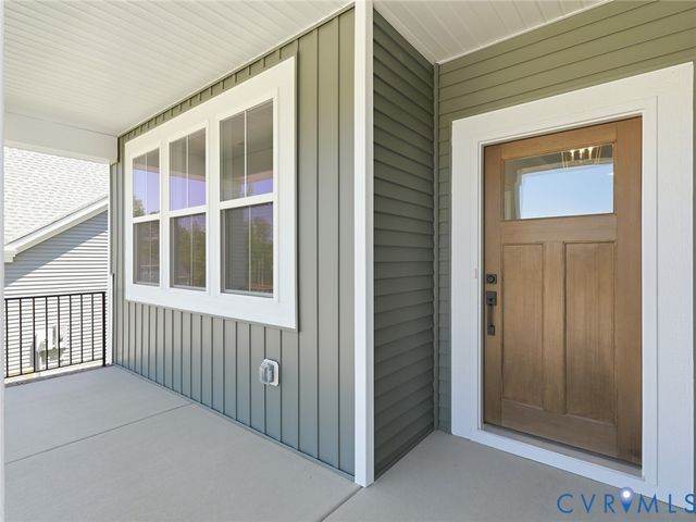 19012 Palisades Rdg, Moseley, VA 23120