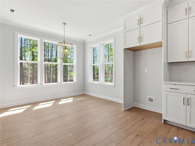 19012 Palisades Rdg, Moseley, VA 23120
