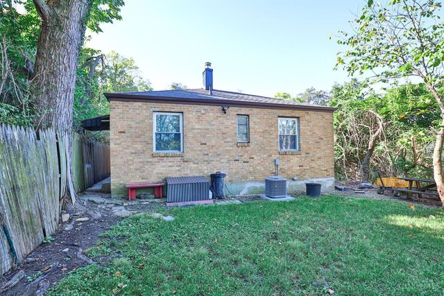 632 Straight Street, Cincinnati, OH 45219