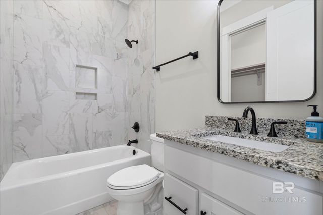 17329 Seldon Street, Fairhope, AL 36532