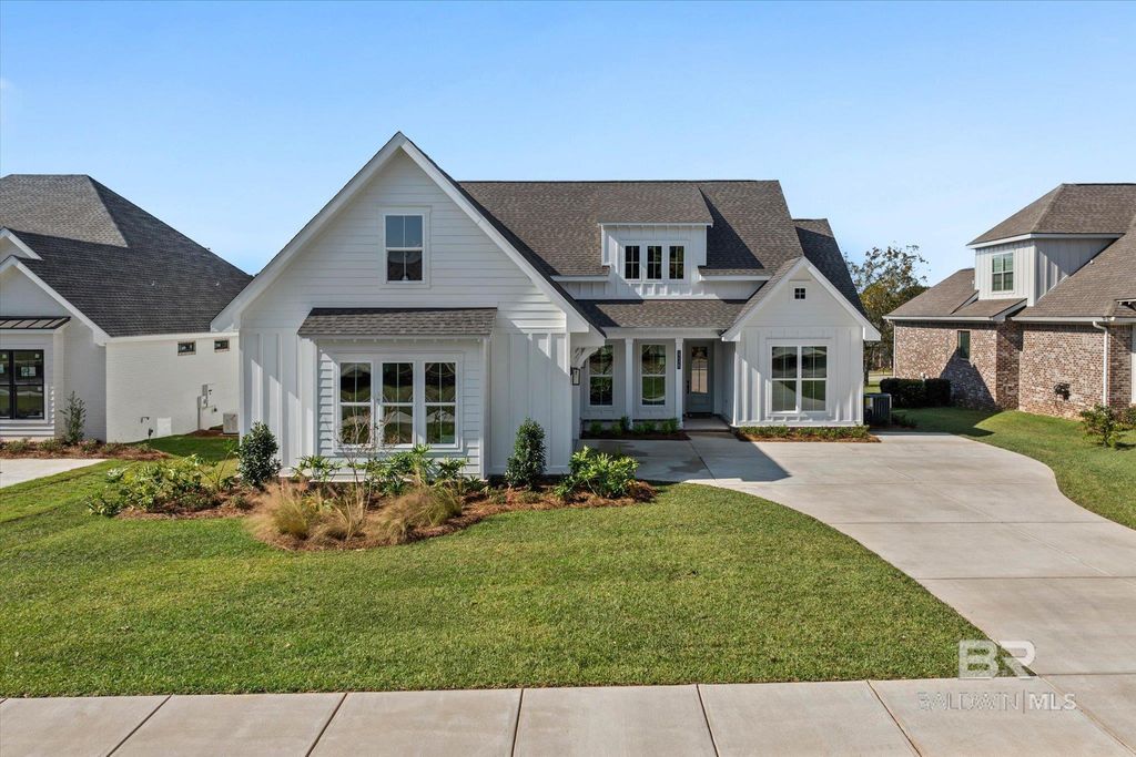 17329 Seldon Street, Fairhope, AL 36532