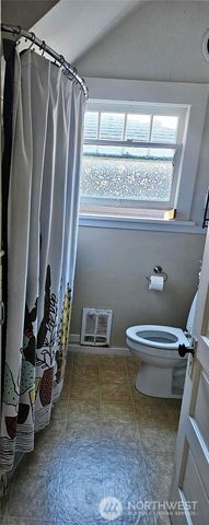 2612 James Street, Bellingham, WA 98225