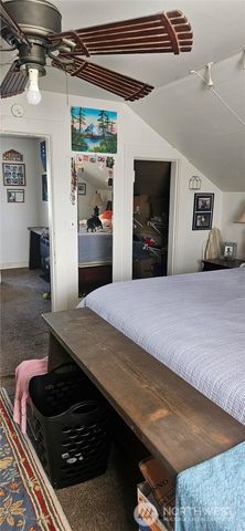 2612 James Street, Bellingham, WA 98225