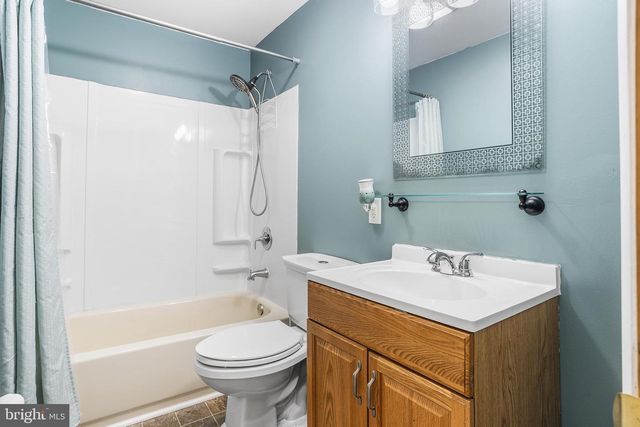 607 RAILROAD BLVD, Cherry Hill, NJ 08003