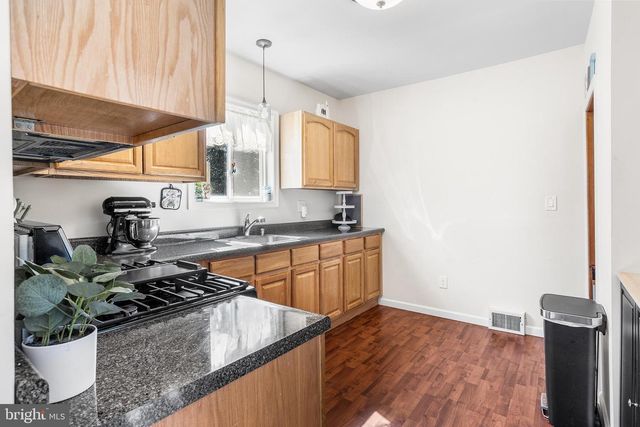 607 RAILROAD BLVD, Cherry Hill, NJ 08003