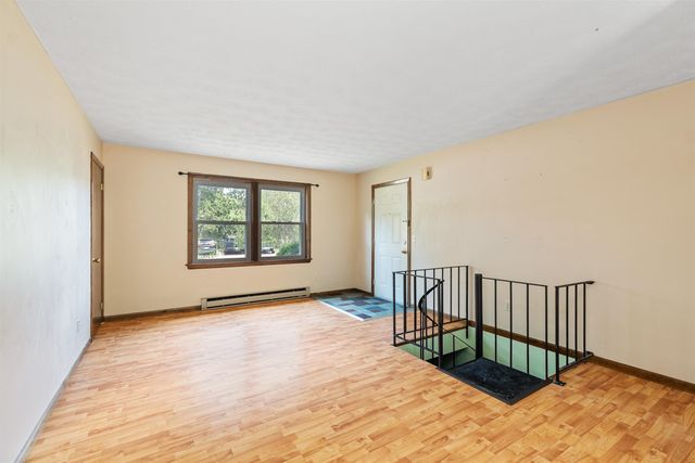 8 Evergreen Dr Unit 102, Milton, VT 05468