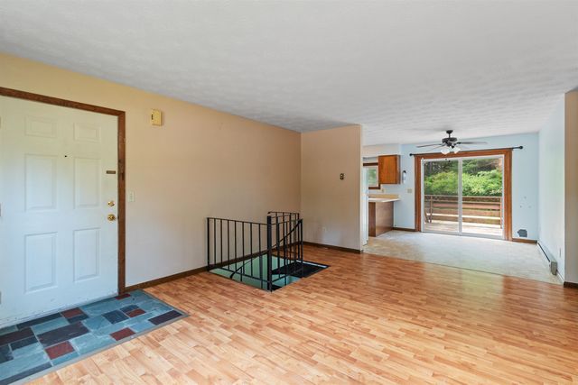 8 Evergreen Dr Unit 102, Milton, VT 05468