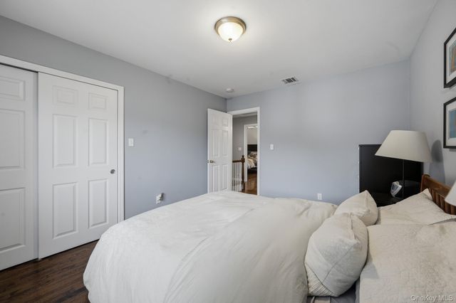 4 Pequot Avenue, Port Washington, NY 11050