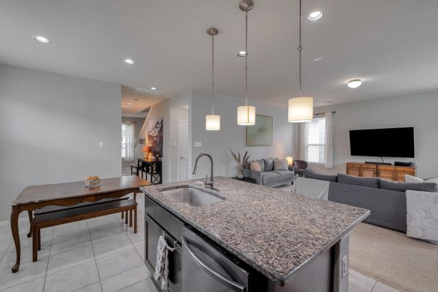 109 Saranac DR, Elgin, TX 78621