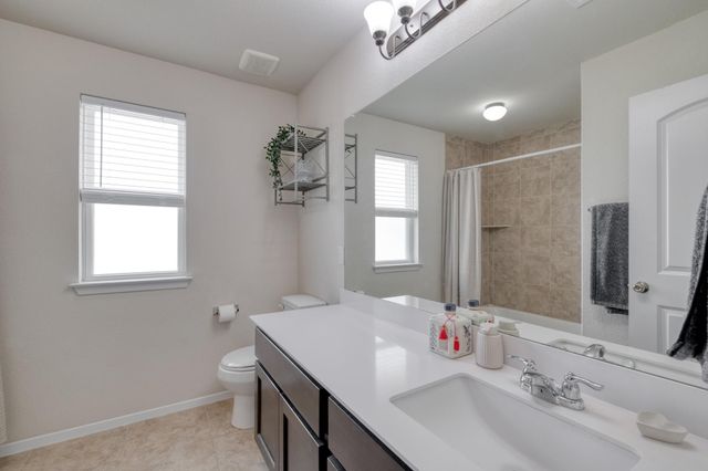 109 Saranac DR, Elgin, TX 78621