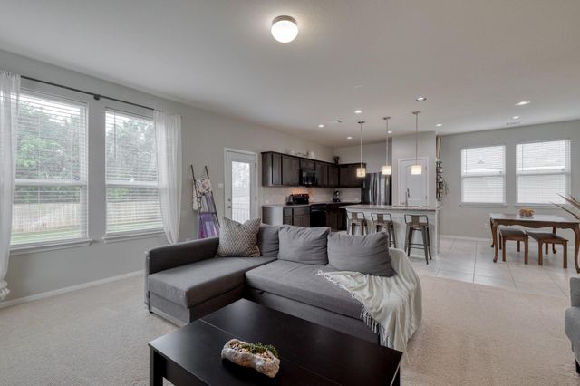 109 Saranac DR, Elgin, TX 78621