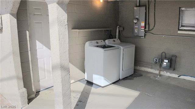 5463 Sir Monahan Street, Las Vegas, NV 89119