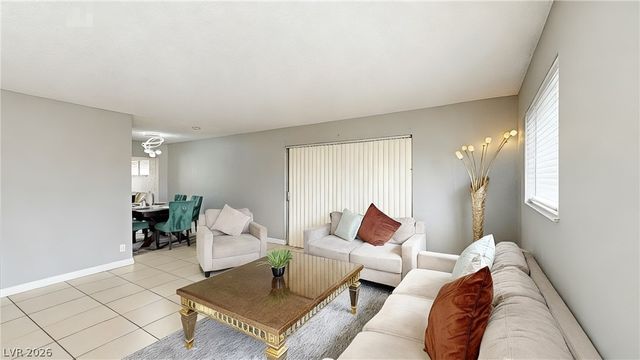 5463 Sir Monahan Street, Las Vegas, NV 89119