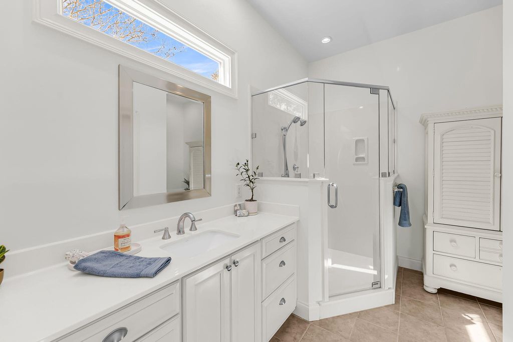 Image 19 of property listing at 5142 Coral Reef Drive, Johns Island, SC 29455