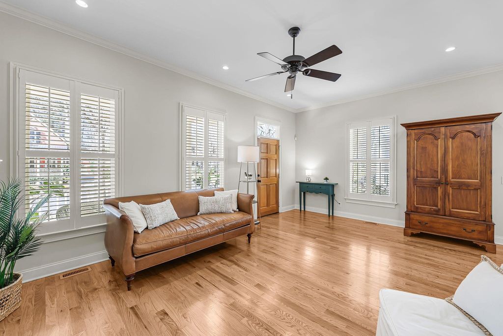 Image 7 of property listing at 5142 Coral Reef Drive, Johns Island, SC 29455