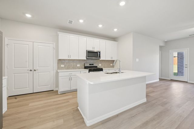 3500 Bridgeport Drive, Farmersville, TX 75442