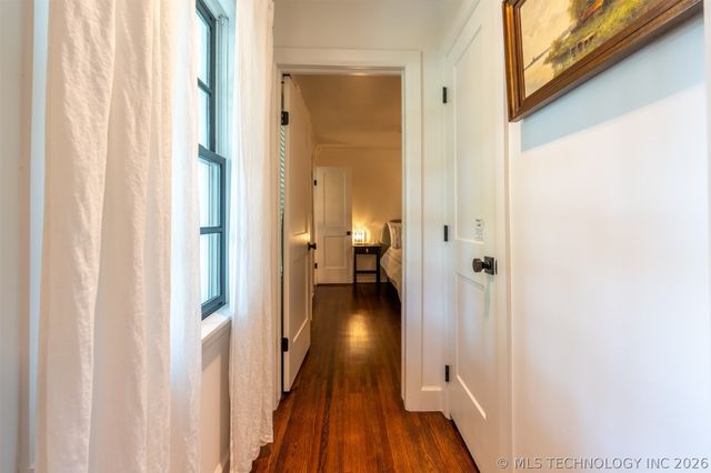 2415 E 36th Place, Tulsa, OK 74105