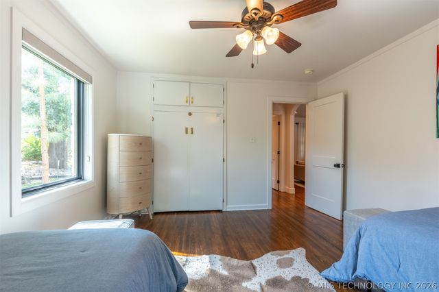 2415 E 36th Place, Tulsa, OK 74105