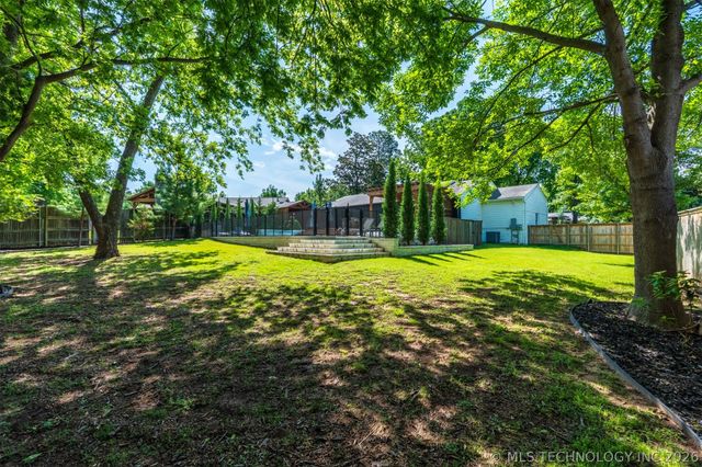 2415 E 36th Place, Tulsa, OK 74105