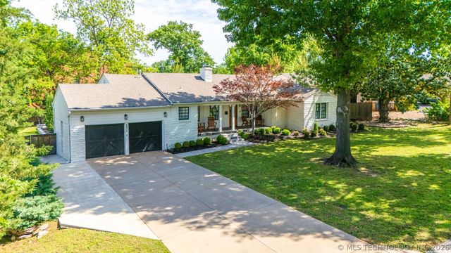 2415 E 36th Place, Tulsa, OK 74105