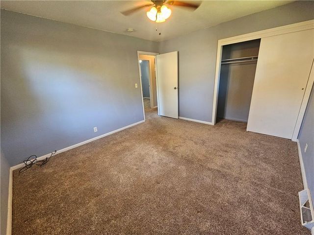 306 Pacific Drive, Belton, MO 64012