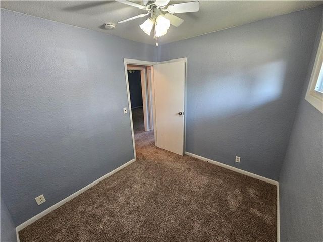 306 Pacific Drive, Belton, MO 64012