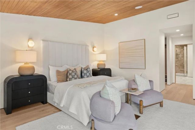 3080 Country Club Drive, Costa Mesa, CA 92626