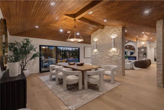 3080 Country Club Drive, Costa Mesa, CA 92626