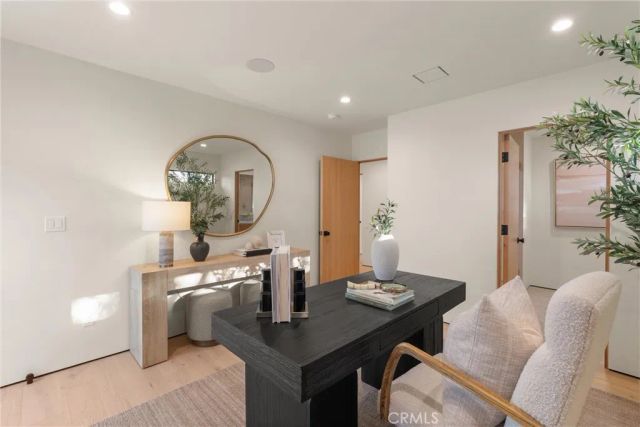 3080 Country Club Drive, Costa Mesa, CA 92626