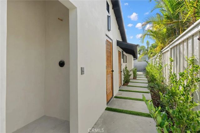 3080 Country Club Drive, Costa Mesa, CA 92626