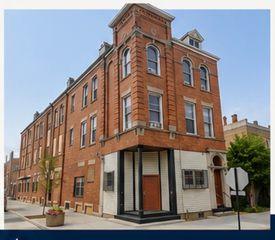 2458 S Sawyer Avenue 2F, Chicago, IL 60623
