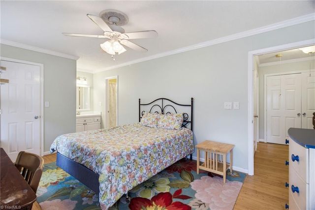 2522 Cottage Place, Greensboro, NC 27455