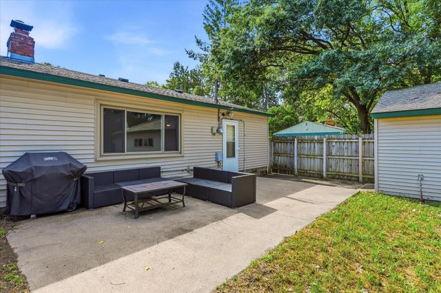 10050 Magnolia Street NW, Coon Rapids, MN 55433