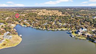329 Comanche Drive, Lake Kiowa, TX 76240