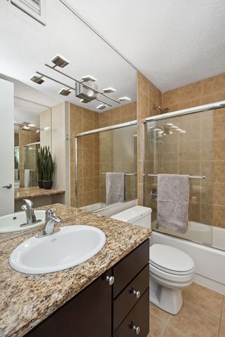 30 E Huron Street 3802, Chicago, IL 60611