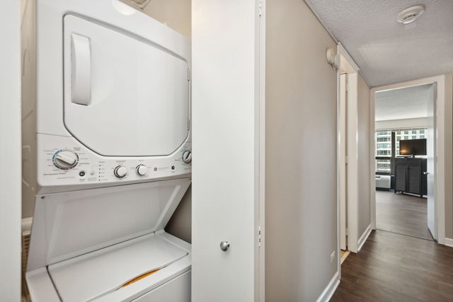 30 E Huron Street 3802, Chicago, IL 60611
