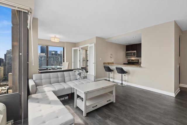 30 E Huron Street 3802, Chicago, IL 60611